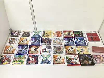 ニンテンドー3DS ソフト・本体 ポケモン ウルトラムーン ウルトラサン  マリオカート7、名探偵ピカチュウ 他