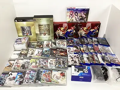 PS3・PS4ソフト  大神、黄昏の空の錬金術師、蒼の彼方のフォーリズム、コントローラー 他