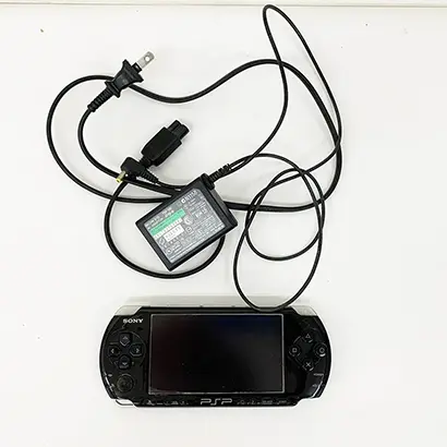 PSP-3000 ピアノブラック 充電器付