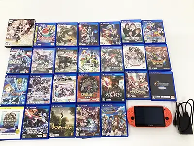 PS Vita 本体 ソフト Fate/Extella  太鼓の達人 ドラゴンクエストヒーローズ2 デジモンワールド等